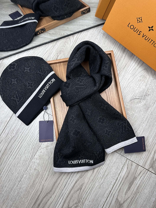 ブランドマフラー正面デザイン